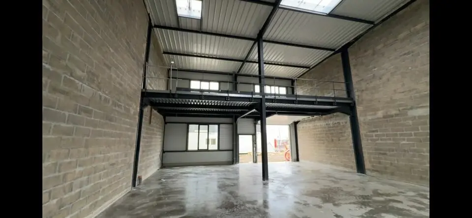 PETITE SURFACE RARE SUR LE SECTEUR !  PETITE SURFACE RARE SUR LE SECTEUR !