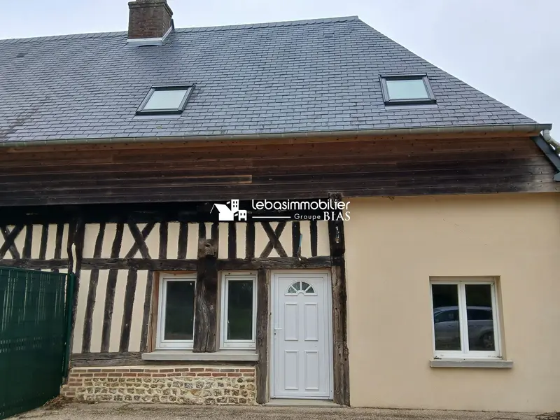 Maison mitoyenne rénovée Maison mitoyenne rénovée