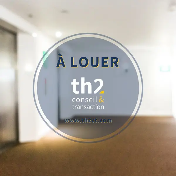 À louer - Bureaux 88 m² - Centre-ville de Saint-Lô À louer - Bureaux 88 m² - Centre-ville de Saint-Lô