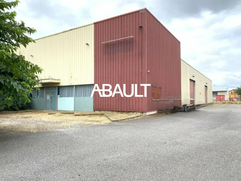 A vendre Locaux d'activité 2225m² Toulouse A vendre Locaux d'activité 2225m² Toulouse