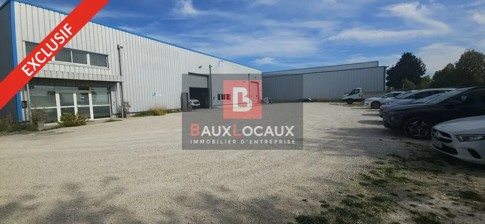 A louer Locaux d'activité 900m² Entraigues-sur-la-Sorgue A louer Locaux d'activité 900m² Entraigues-sur-la-Sorgue