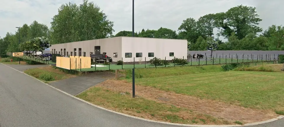 A vendre Locaux d'activité 960m² Authieux-Ratiéville A vendre Locaux d'activité 960m² Authieux-Ratiéville