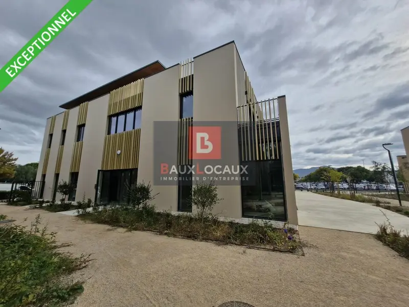 A louer Bureaux 405m² Aubagne A louer Bureaux 405m² Aubagne
