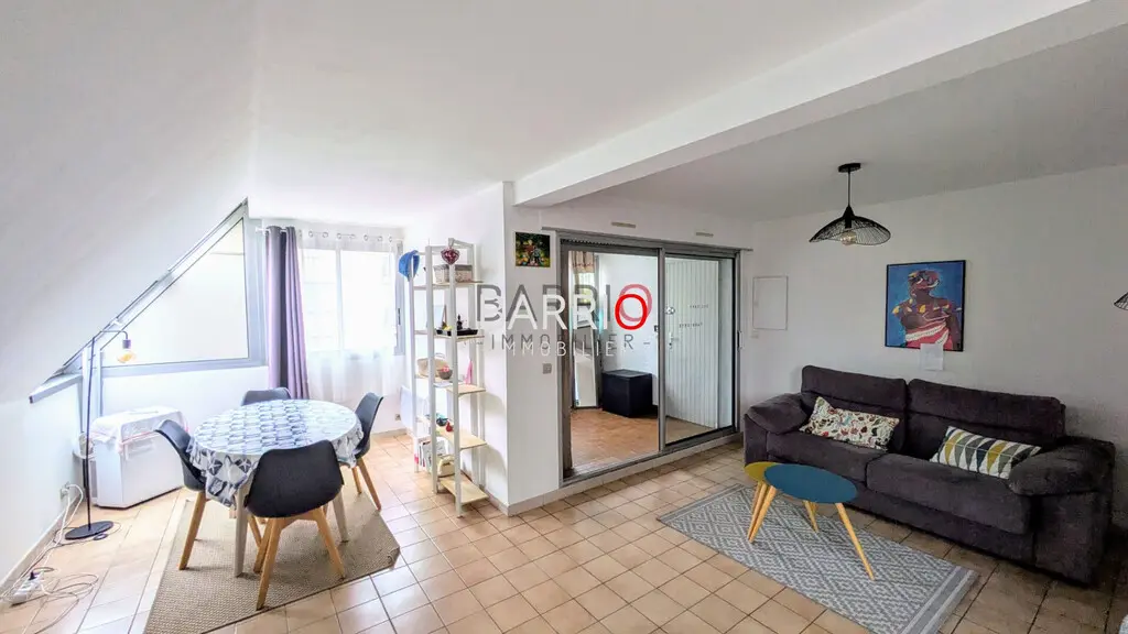 ARGELES-SUR-MER : À 200m de la plage, beau T3 avec loggia et