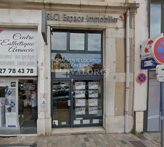 A louer Local commercial  85.68m² Lyon 08 A louer Local commercial  85.68m² Lyon 08