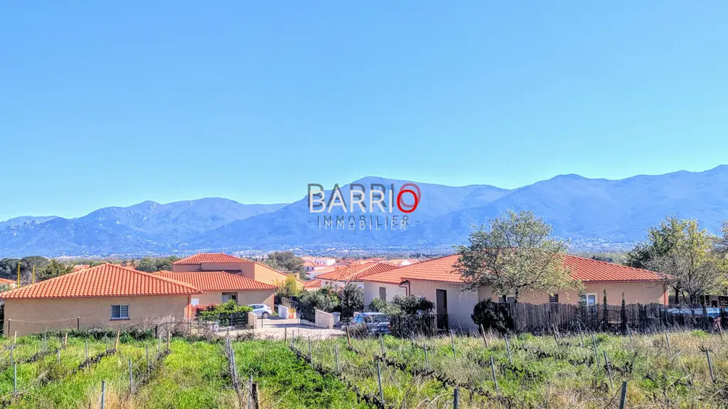 BROUILLA : Terrain constructible avec vue imprenable BROUILLA : Terrain constructible avec vue imprenable