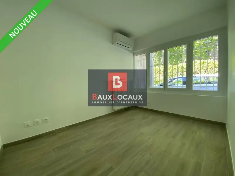 A LOUER LOCAL PROFESSIONNEL 39 M² EXTRA MUROS AVIGNON A LOUER LOCAL PROFESSIONNEL 39 M² EXTRA MUROS AVIGNON