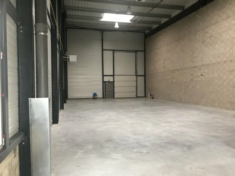 A louer Locaux d'activité 403m² Pierrefitte-sur-Seine A louer Locaux d'activité 403m² Pierrefitte-sur-Seine