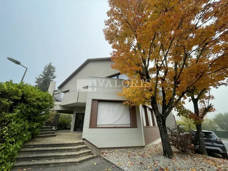 A vendre Bureaux 200.88m² Dardilly A vendre Bureaux 200.88m² Dardilly