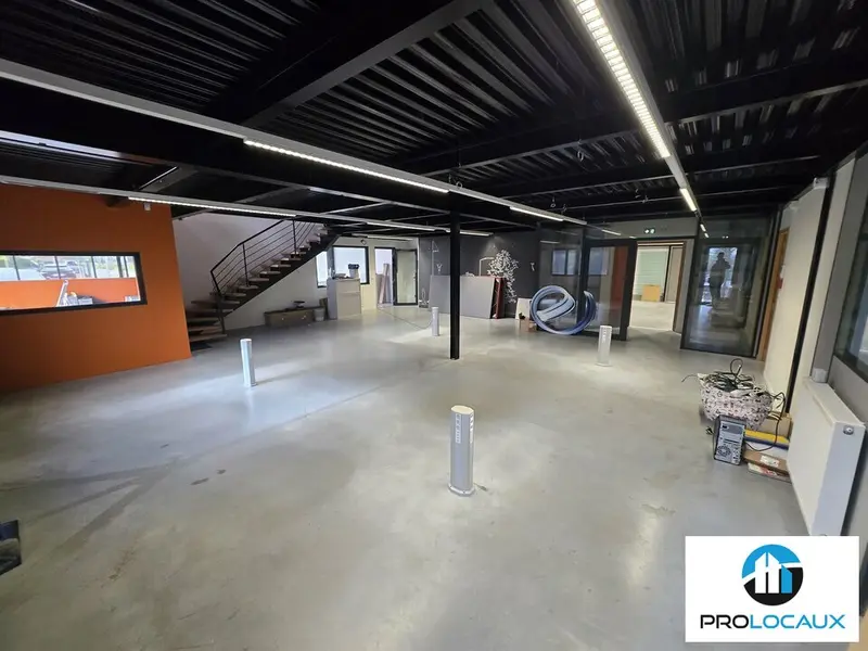 A louer Locaux d'activité 550m² Camon A louer Locaux d'activité 550m² Camon