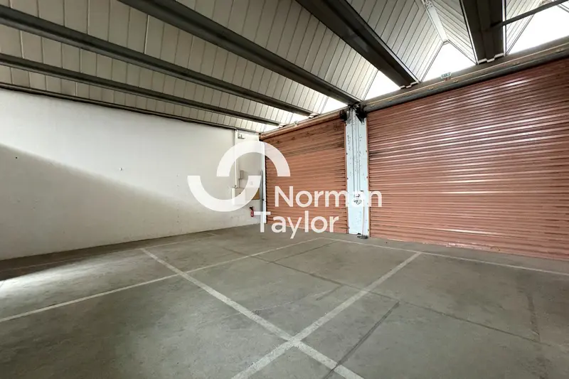 Local d'activité de 139 m² à louer - Vendargues Local d'activité de 139 m² à louer - Vendargues