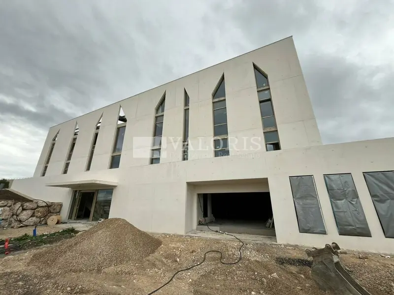 A louer Bureaux 316m² Aix-en-Provence A louer Bureaux 316m² Aix-en-Provence