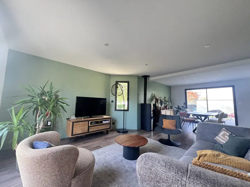 🌿 Maison rénovée en 2021 à Laillé – Calme, confort et luminosité 🌿 🌿 Maison rénovée en 2021 à Laillé – Calme, confort et luminosité 🌿