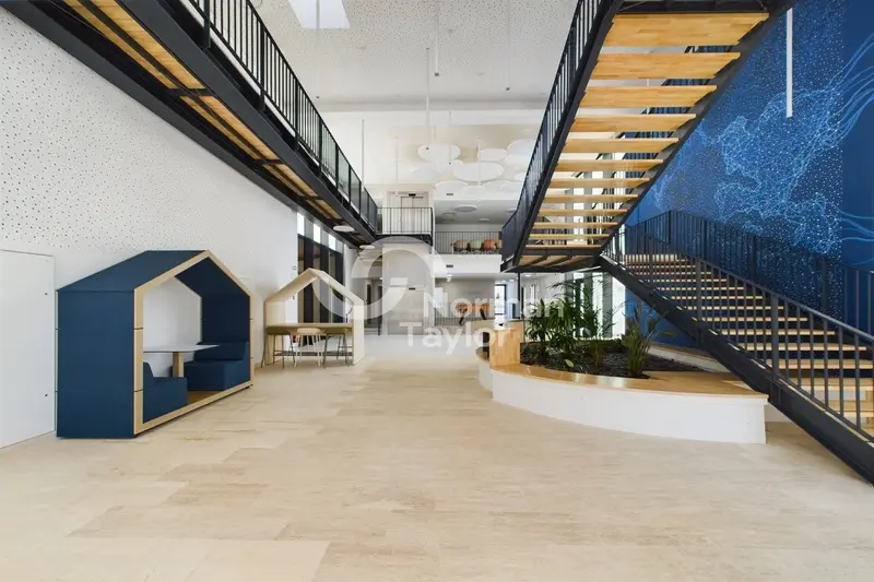 A louer Bureaux 2067m² Montpellier