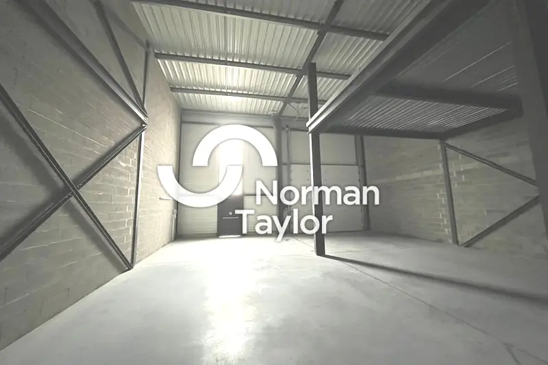 Local d'activité neuf de 246 m² à louer - Montpellier Ouest