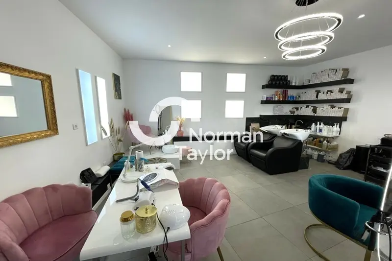Fonds de commerce à vendre - Beauté et bien-être - Montpellier (34000) - 30 0...