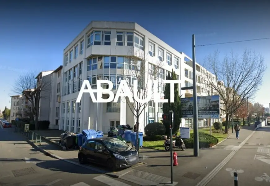 A LOUER BUREAUX  370 M² ENVIRON TOULOUSE ARENES
