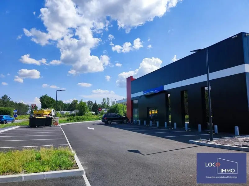 A louer Local commercial  490m² Saint-Jean-d'Illac