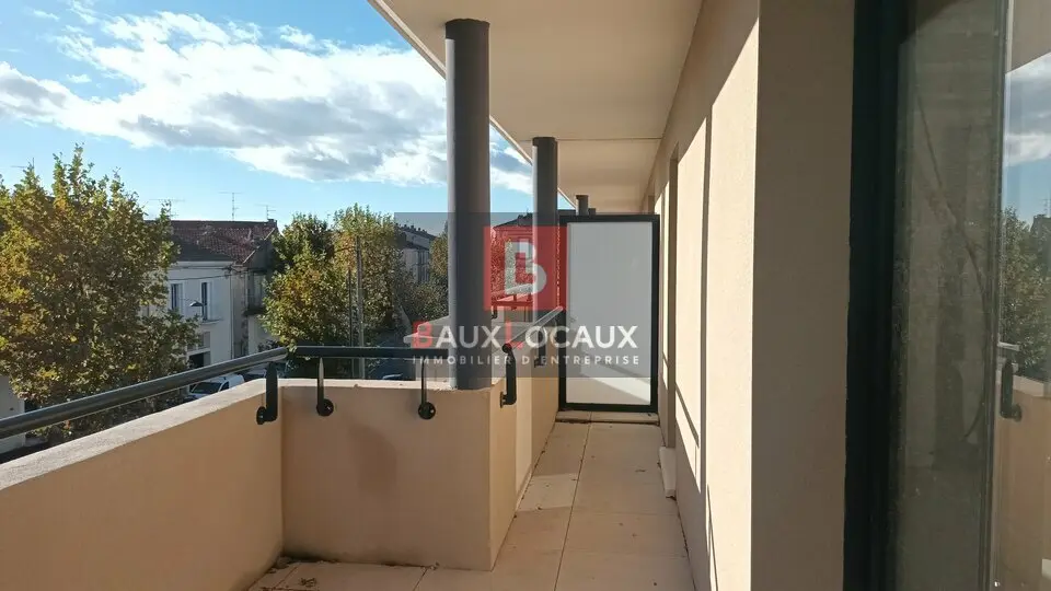 A vendre Bureaux 110m² Châteaurenard