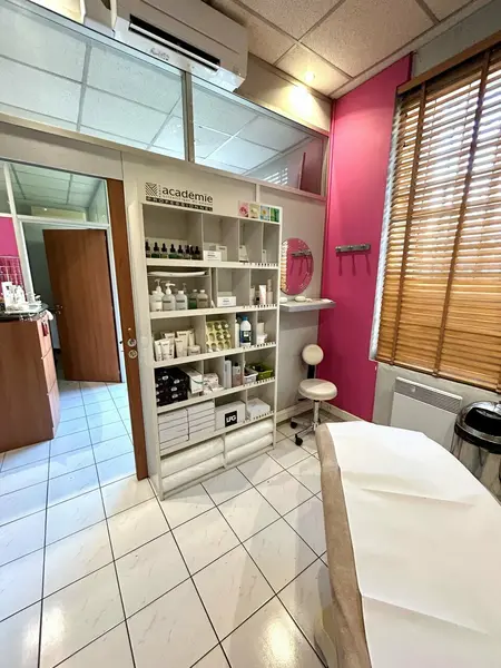Fonds de commerce à vendre - Beauté et bien-être - Marseille 08 (13008) - 33 ...
