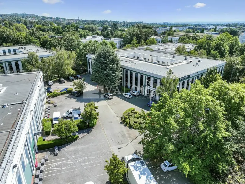 A louer Locaux d'activité 3124m² Limonest