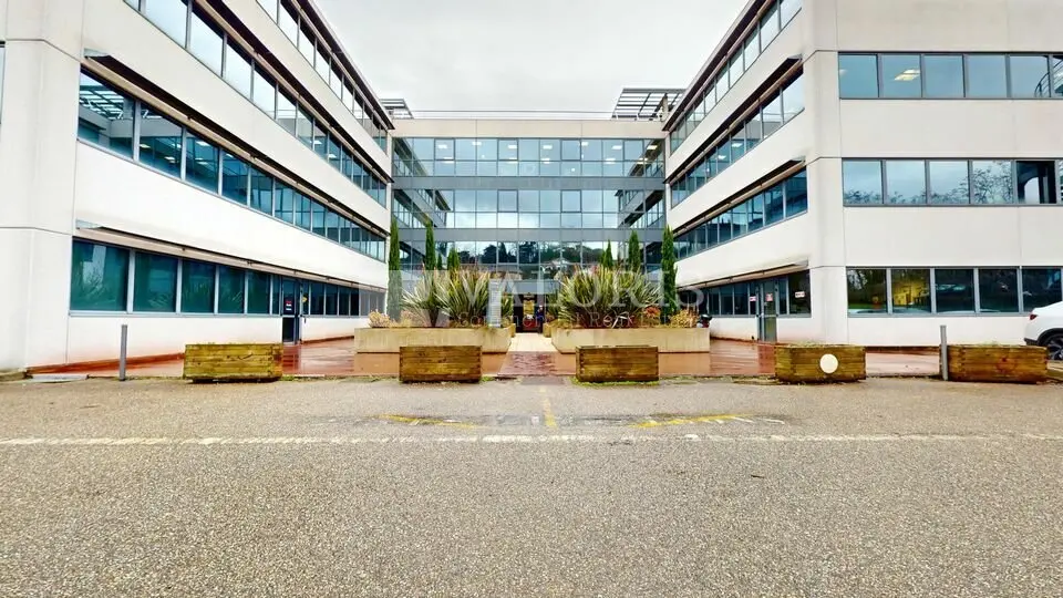 A louer Bureaux 1515m² Caluire-et-Cuire