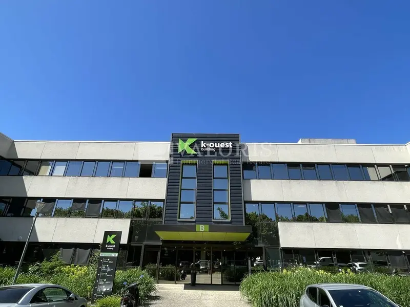 A louer Bureaux 2361m² Limonest