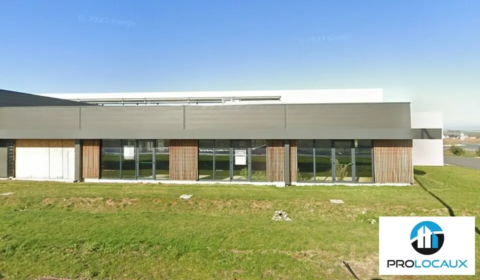 A vendre Local commercial  633m² Glisy