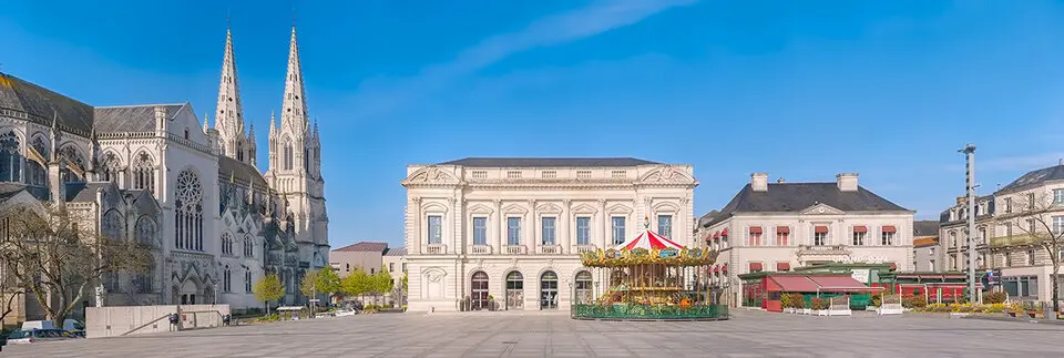 Fonds de commerce à vendre - Café - Hôtel - Restaurant - Cholet (49300) - 170...