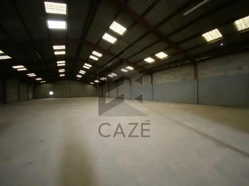 ENTREPOT - PROCHE A10