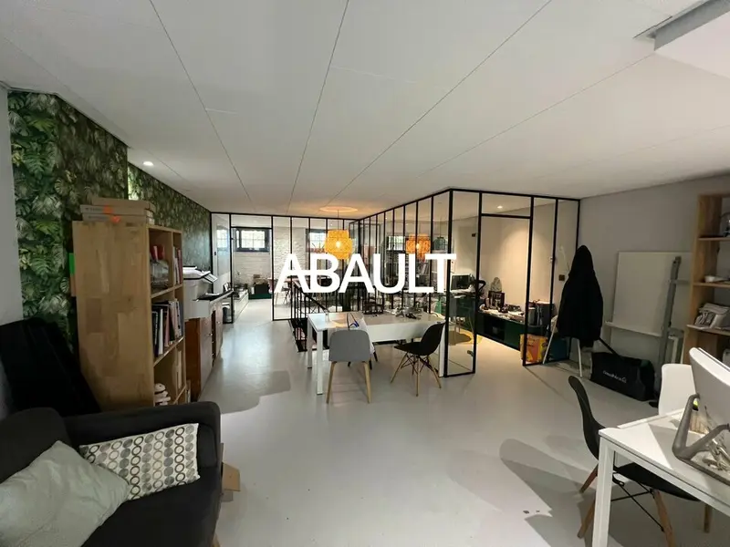 BUREAUX D'ENVIRON 105M² TOULOUSE CENTRE