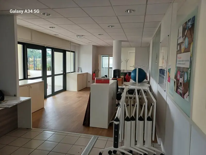 A louer Local commercial  228m² Toulouse