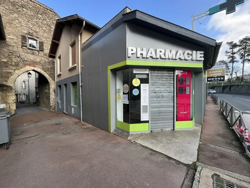 A louer Local commercial  115m² Chasselay