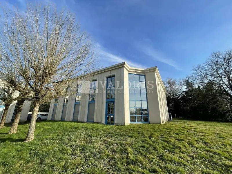 A louer Bureaux 157m² Francheville