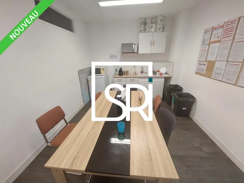 LOCATION BUREAUX 400 m² - ZA LE BREZET - 63000 CLERMONT-FERRAND 