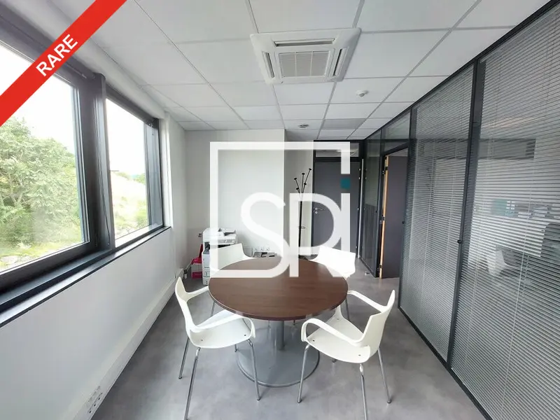 A louer Bureaux 89m² Cournon-d'Auvergne