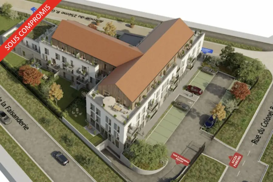 A vendre Local commercial  154.4m² Compiègne