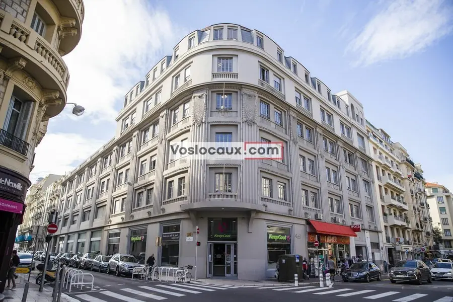 À louer : Bureaux haut de gamme avec options de flexibilité