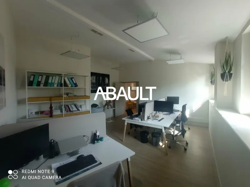 A LOUER BUREAUX TOULOUSE HYPERCENTRE D'ENVIRON 106 M² 