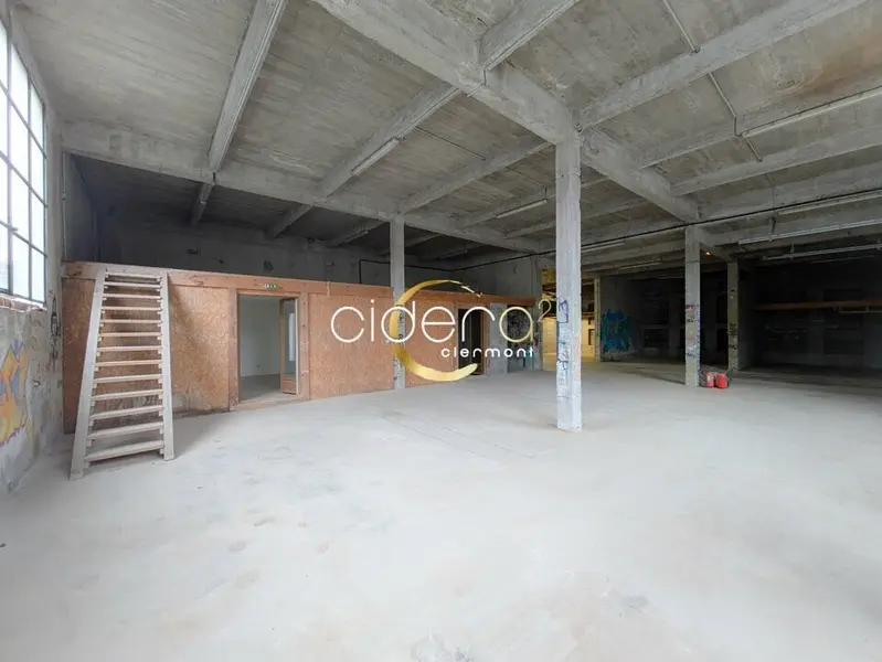 A louer entrepôt centre ville de Cusset (03300 Cusset) 