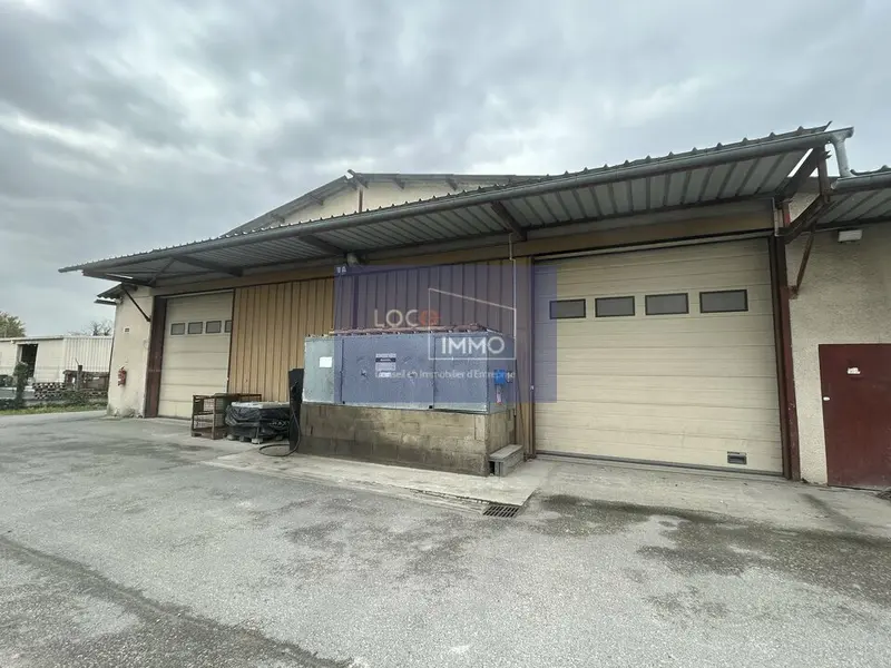 A louer Locaux d'activité 630m² Pessac