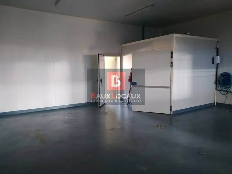 A louer Entrepôt 85m² Avignon