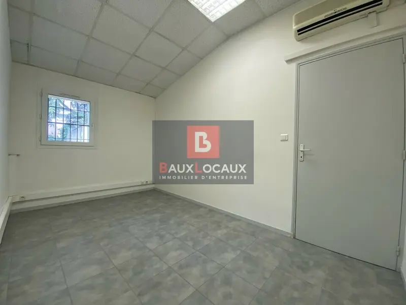 BUREAU A LOUER D'ENVIRON 10m² AU PONTET