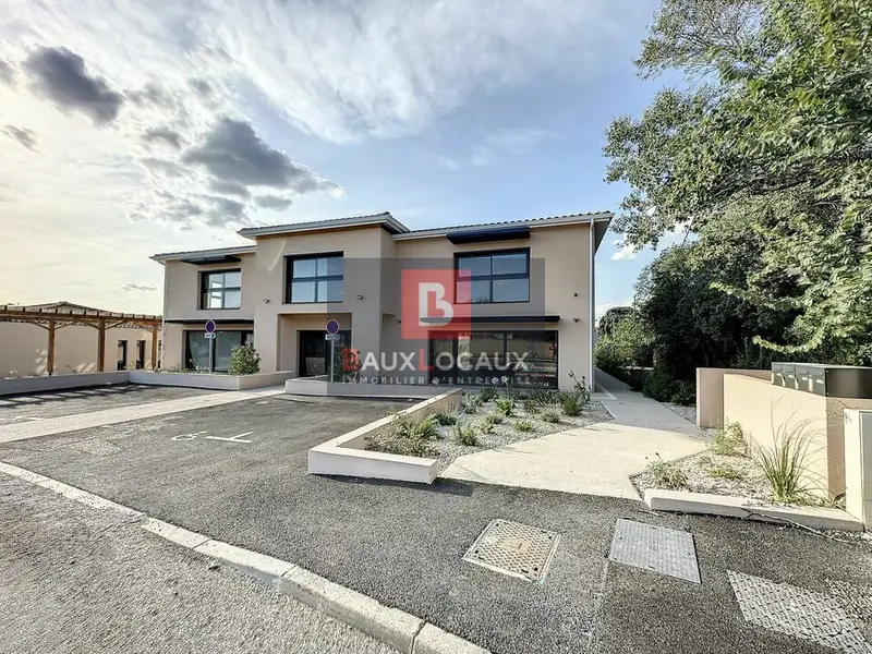 A louer Bureaux 20m² Morières-lès-Avignon