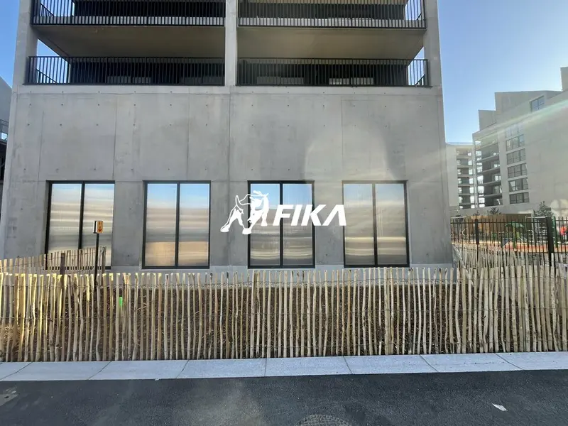 A vendre Local commercial  839.12m² 