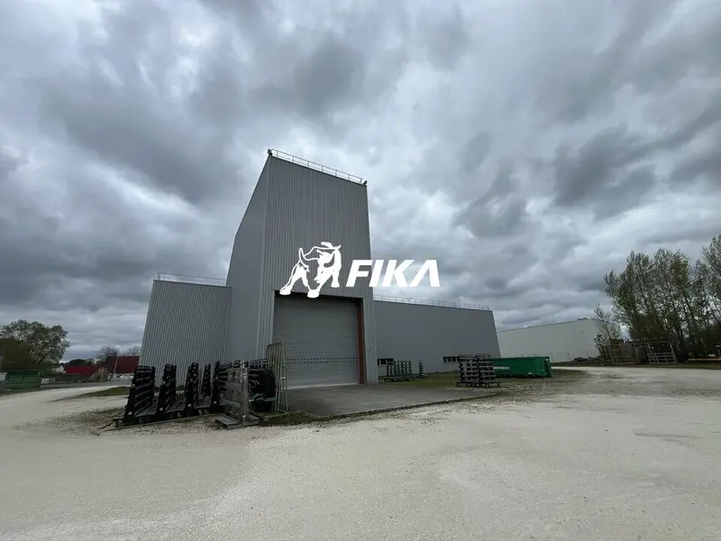 A VENDRE LOCAL D'ACTIVITE SAINT-ANDRE-DE-CUBZAC