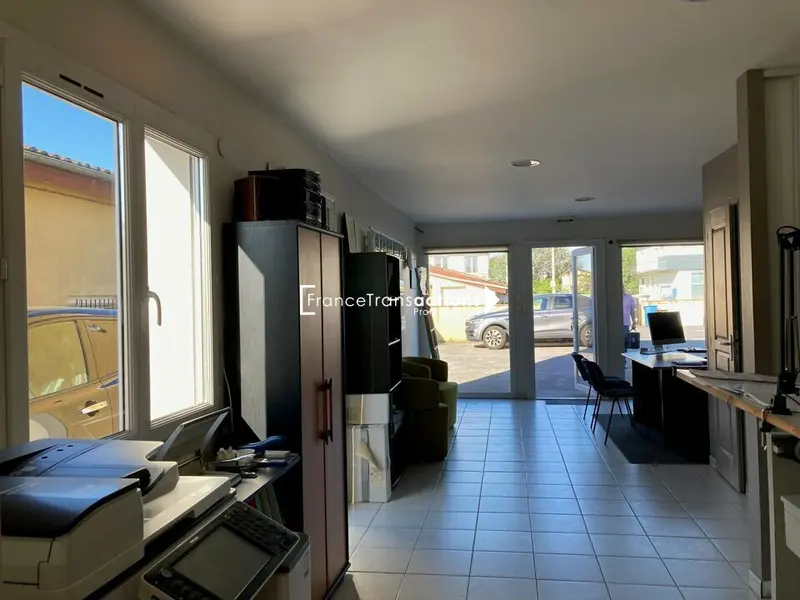 A LOUER LOCAL COMMERCIAL 54 M² SAINT ALBAN 