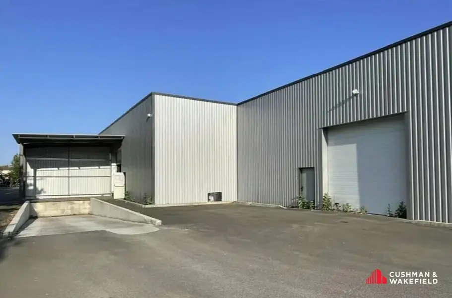 Entrepôt à la location de 2 000 m² à louer 