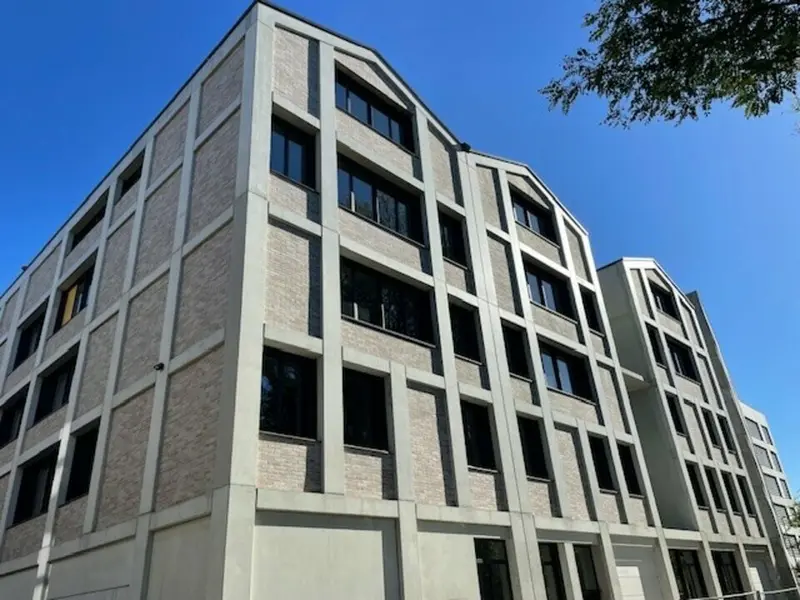 Cellules artisanales en cur de ville 