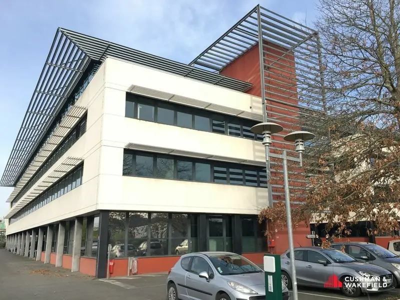 Bureaux à la location de 800 m²